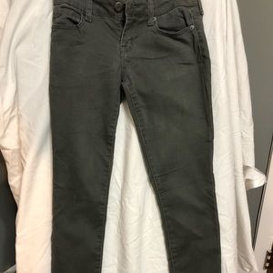 Aeropastle Olive Jeans!